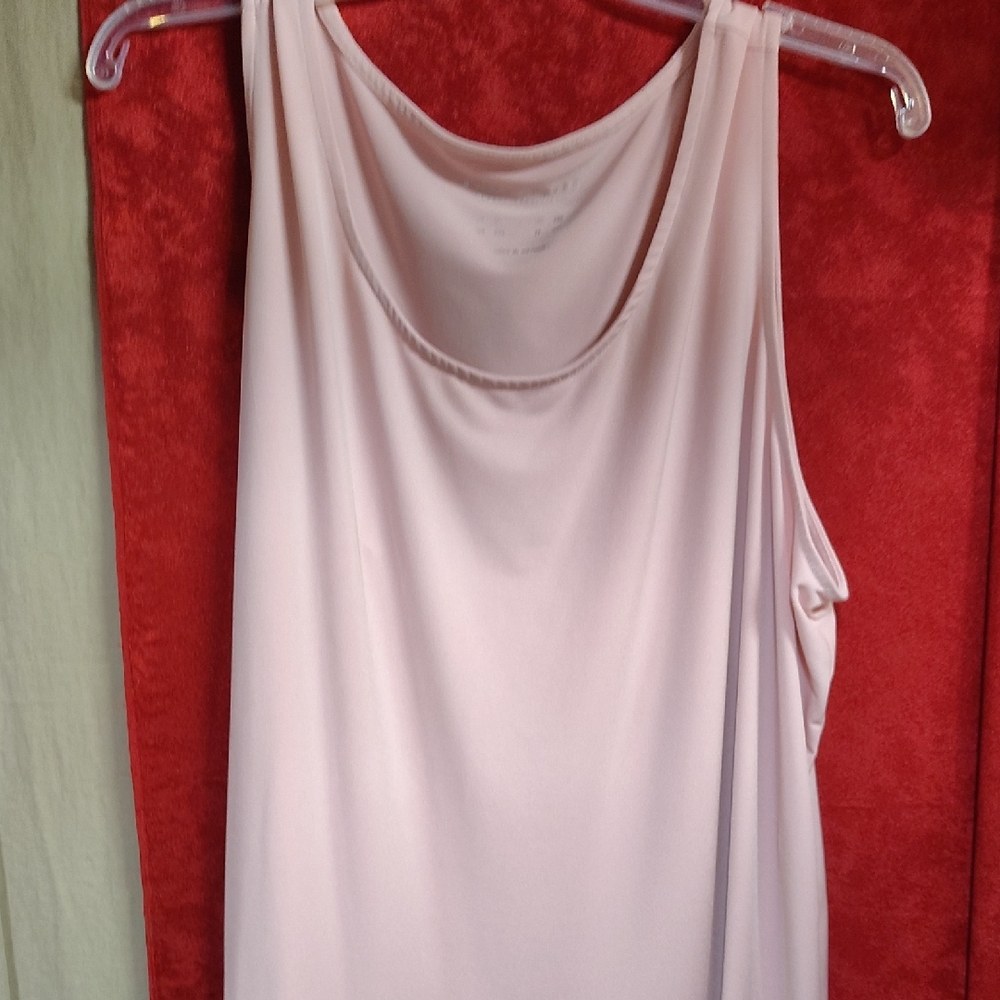 Susan Gravet Chic Light Pink Sleeveless Blouse